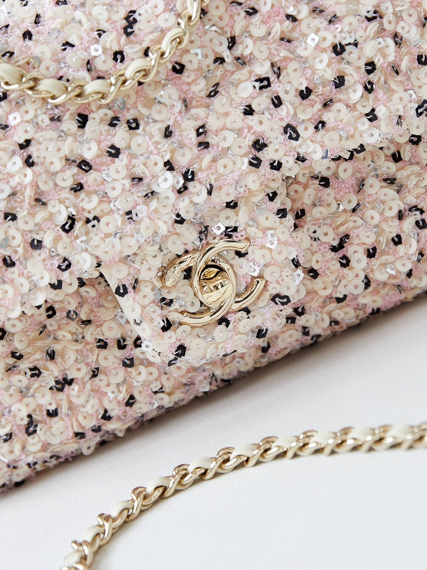 CHANEL 25S FLAP BAG 20 IN LIGHT PINK MIX BLACK SEQUINS