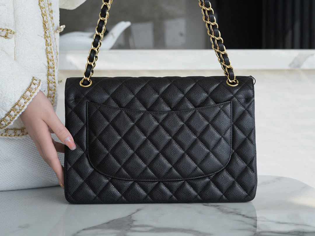 FLAP BAG JUMBO 30CM GOLD HARDWARE BLACK CAVIAR