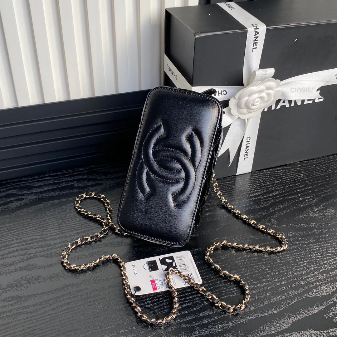 CHANEL 25S VANITY CASE 17 IN BLACK PATENT CALFSKIN GOLD HARDWARE