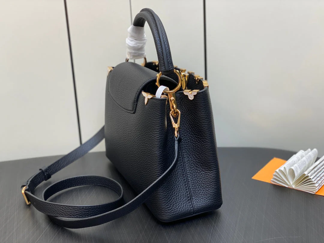 CAPUCINES MM 31 BLACK TAURILLON GOLD HARDWARE