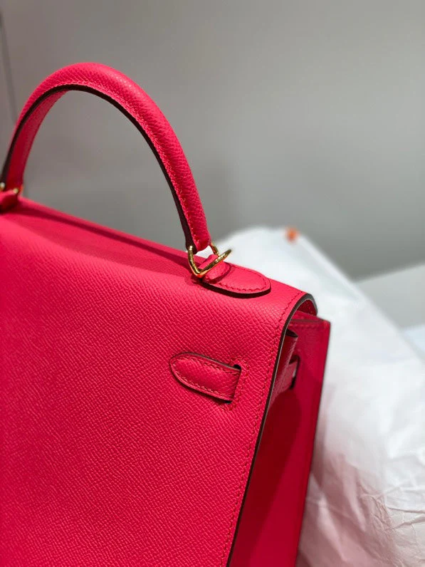 KELLY 25CM IN ROSE TYRIEN SWIFT CALFSKIN GOLD HARDWARE