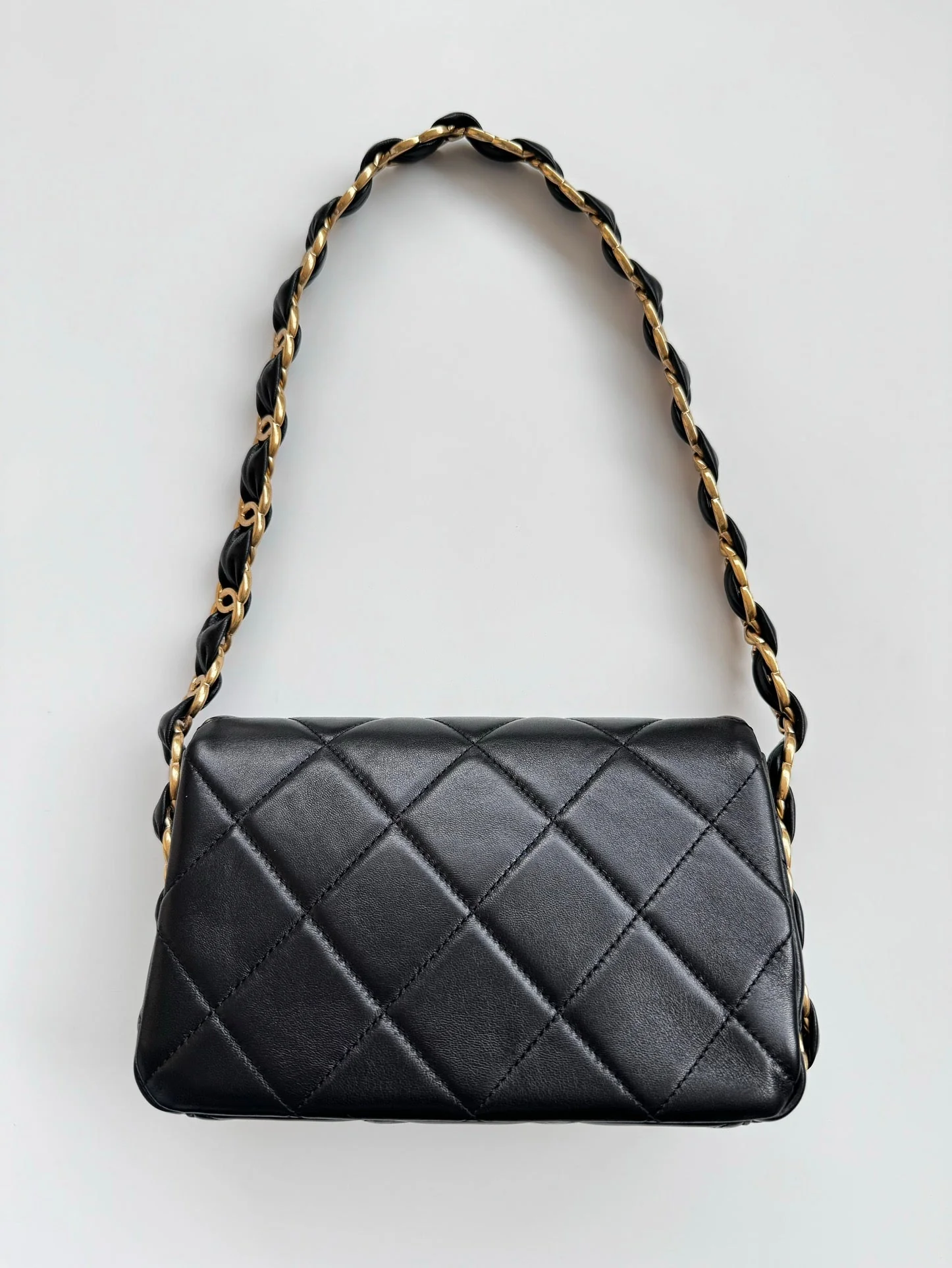 CHANEL 25S FLAP BAG 20 CM IN BLACK LAMBSKIN WITH GOLD HARDWARE