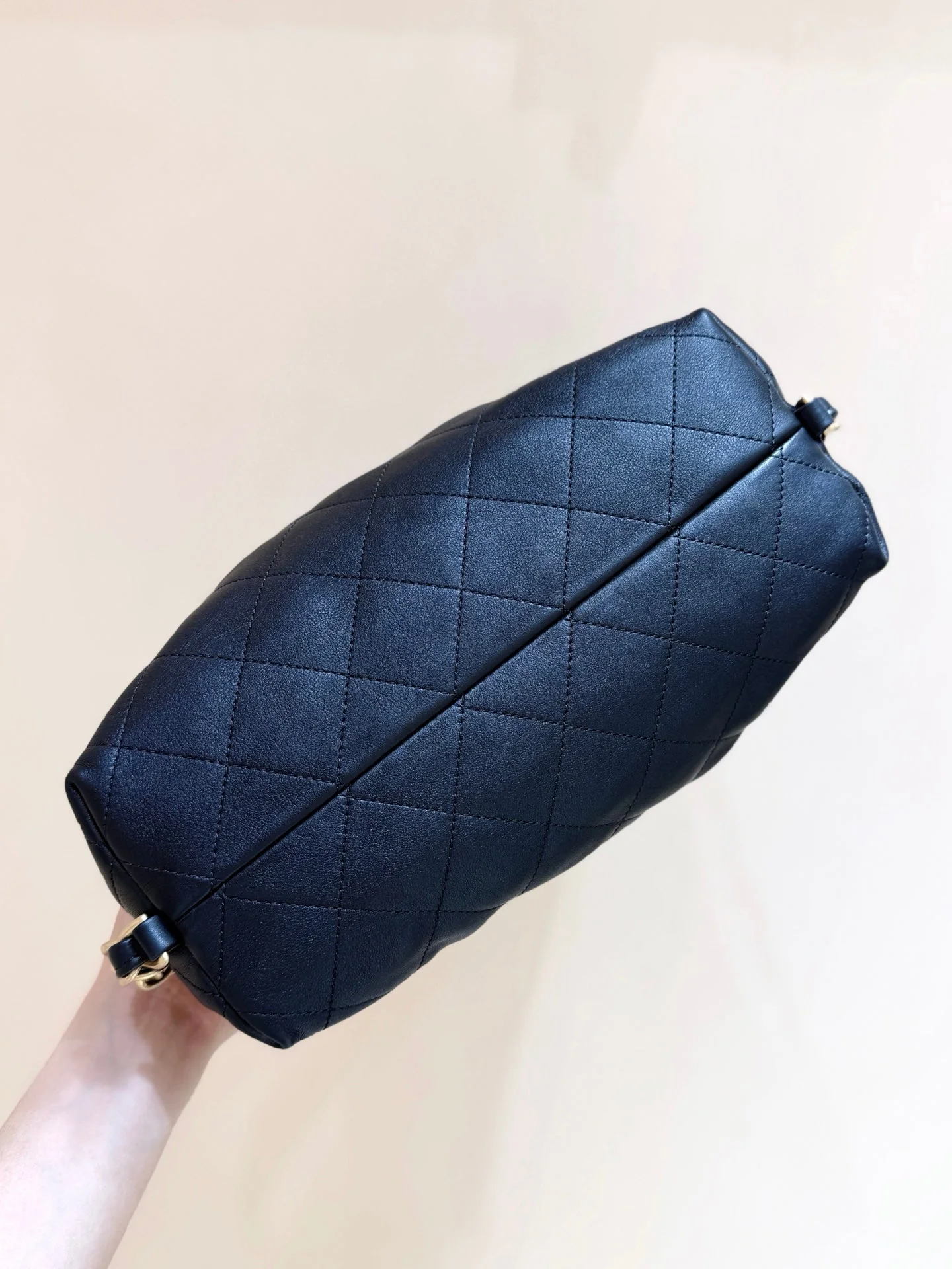 CHANEL 25S LARGE MAXIUM OLD HOBO BAG 34 IN BLACK CALFSKIN