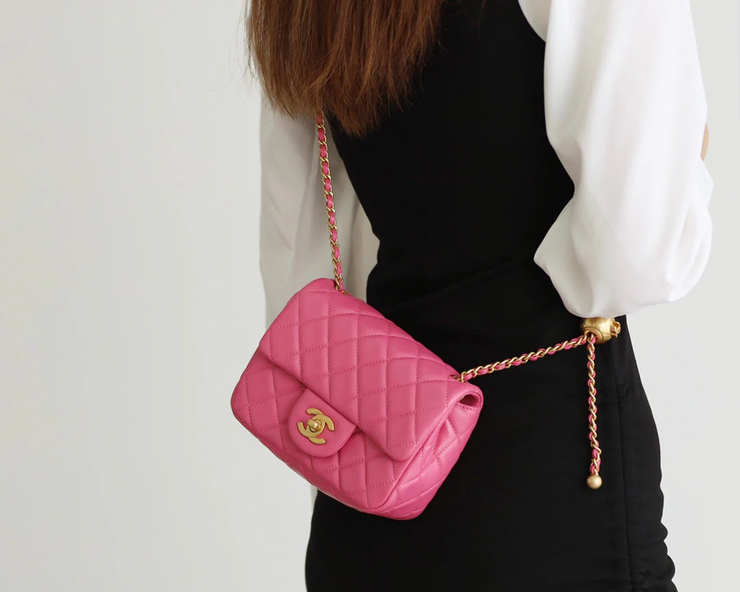FLAP BAG 17CM PINK LAMBSKIN GOLD HARDWARE