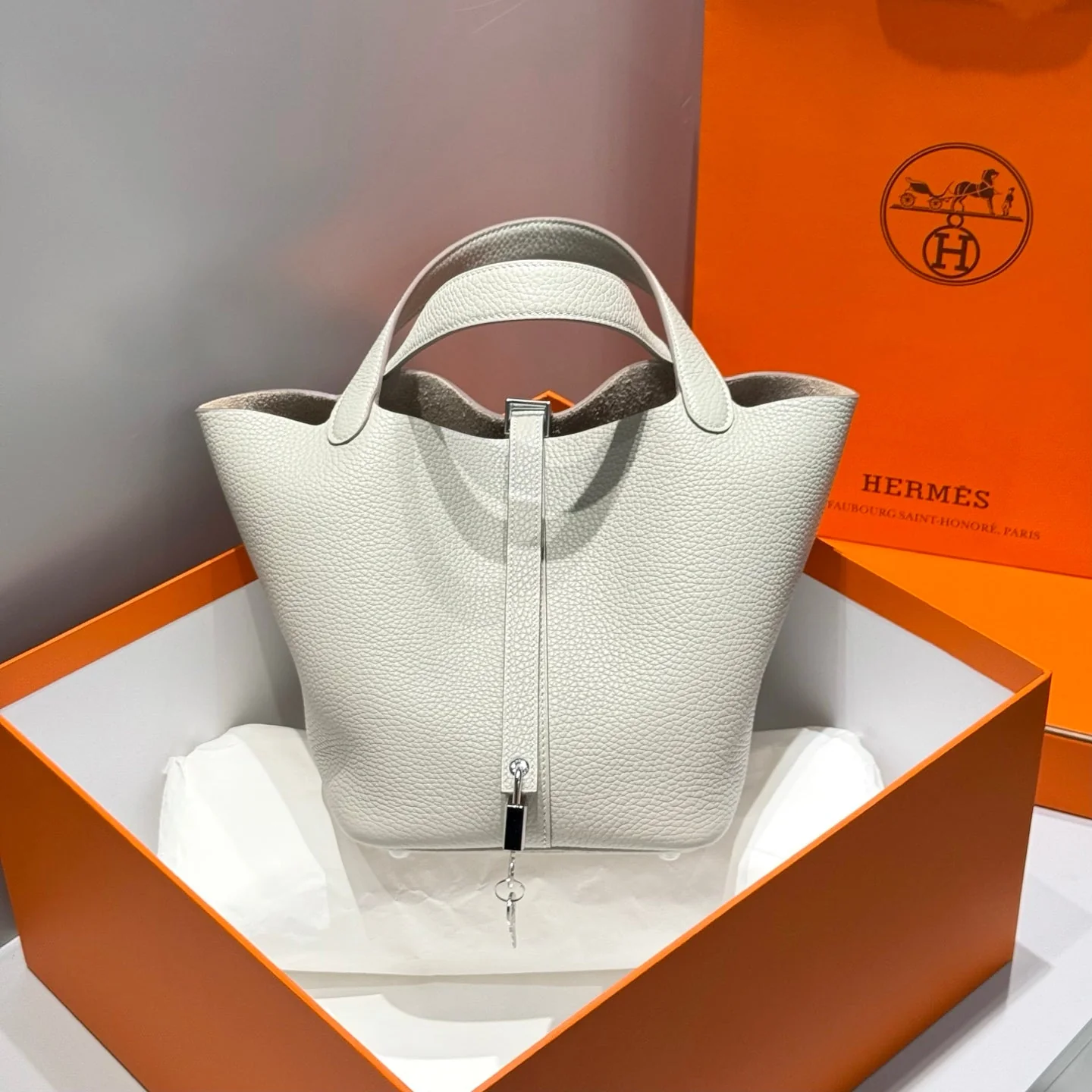 HERMES 25S PICOTIN LOCK 22 IN IVORY CALFSKIN SILVER HARDWARE