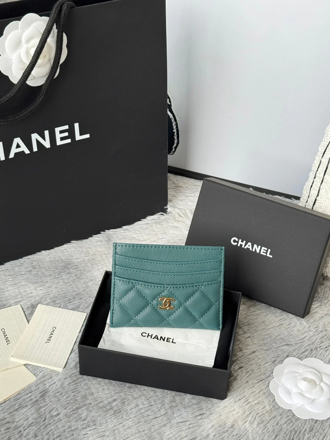 CHANEL 25S CARD HOLDER 11 IN TROPICAL TEAL CAVIAR GOLD HARDWARE