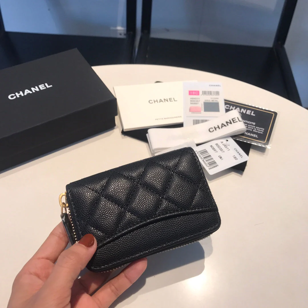 CC ZIPPED CAVIAR PURSE 11 BLACK CALFSKIN GOLD ICON