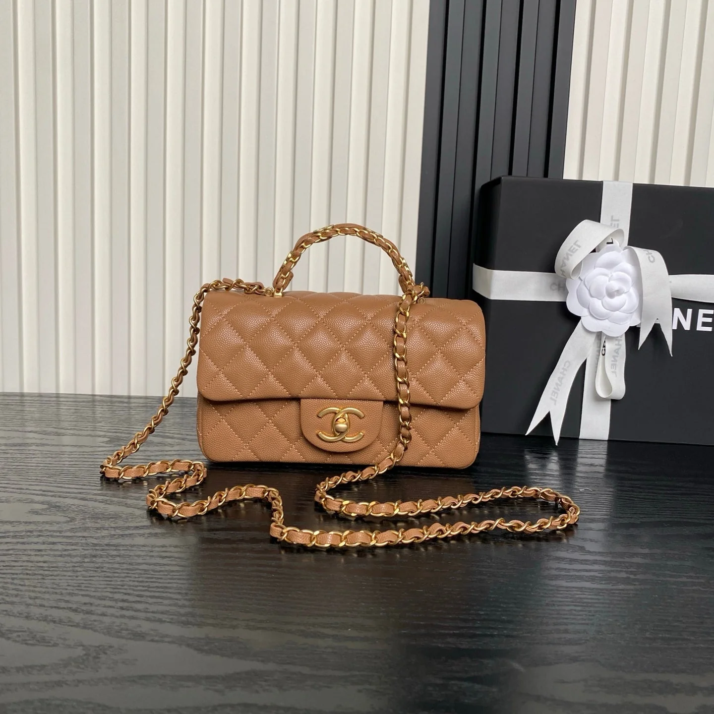 CHANEL 25S FLAP BAG 19 IN CARAMEL CALFSKIN GOLD HARDWARE