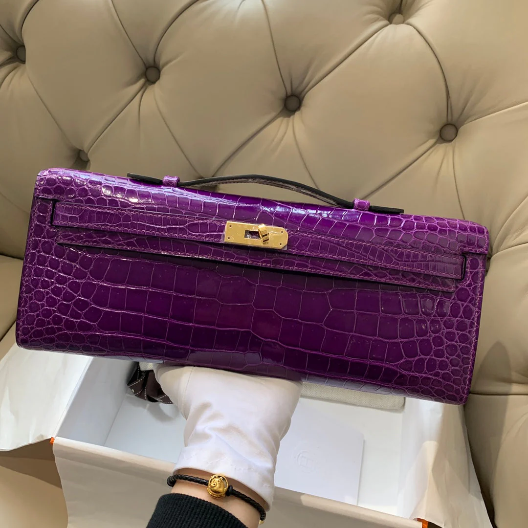 KELLY CUT 31 IN VIOLET PURPLE ALLIGATOR LEATHER WITH GOLD HARDWARE