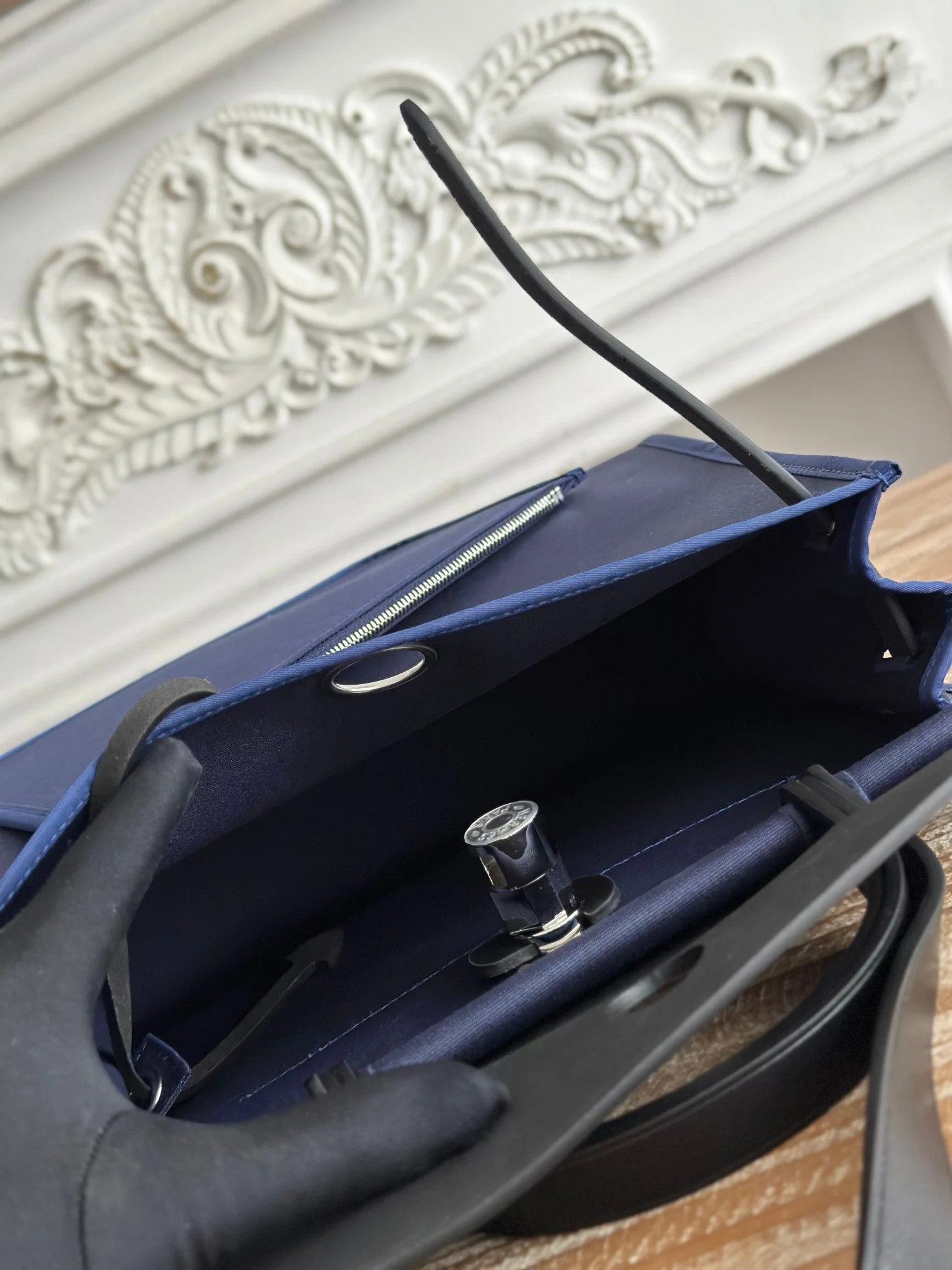 ZIP CABINE 31 BAG IN NAVY BLUE CANVAS AND BLACK CALFSKIN