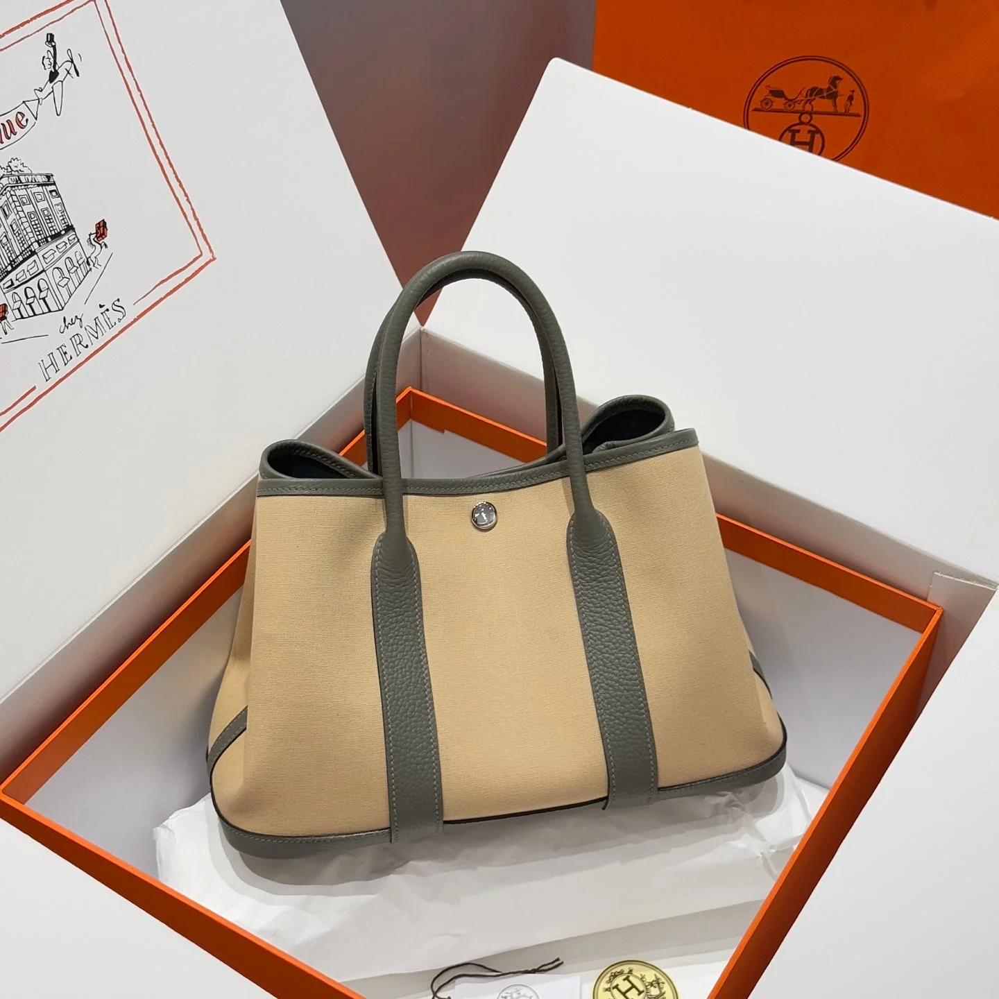 GARDEN PARTY 30CM IN DARK BEIGE TOILETS COTTON CANVAS AND GREY CALFSKIN
