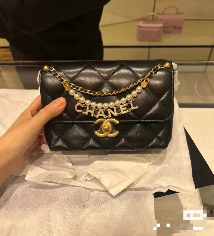 CC MINI 22 FLAP BAG IN BLACK CALFSKIN GOLD HARDWARE WITH PEARL CHAIN