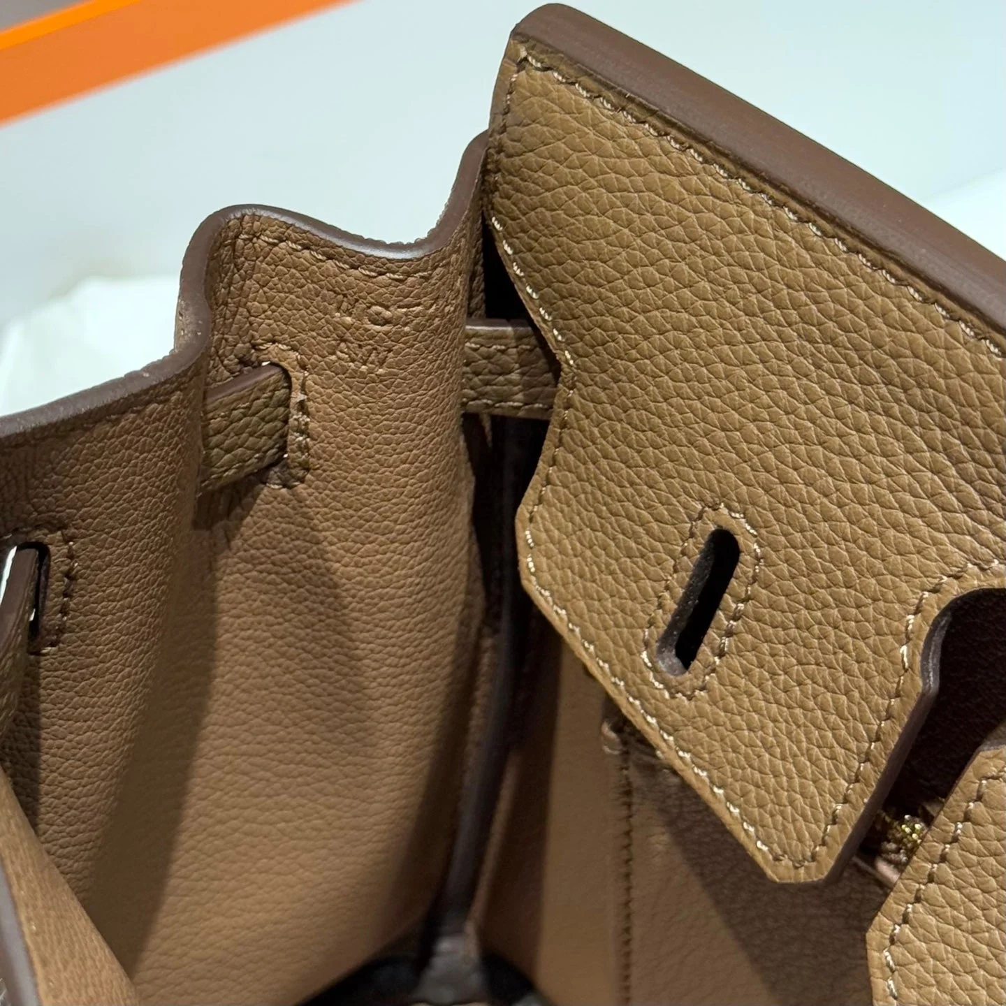 25S HERMES BIRKIN 25 IN DARK BROWN CALFSKIN GOLD HARDWARE