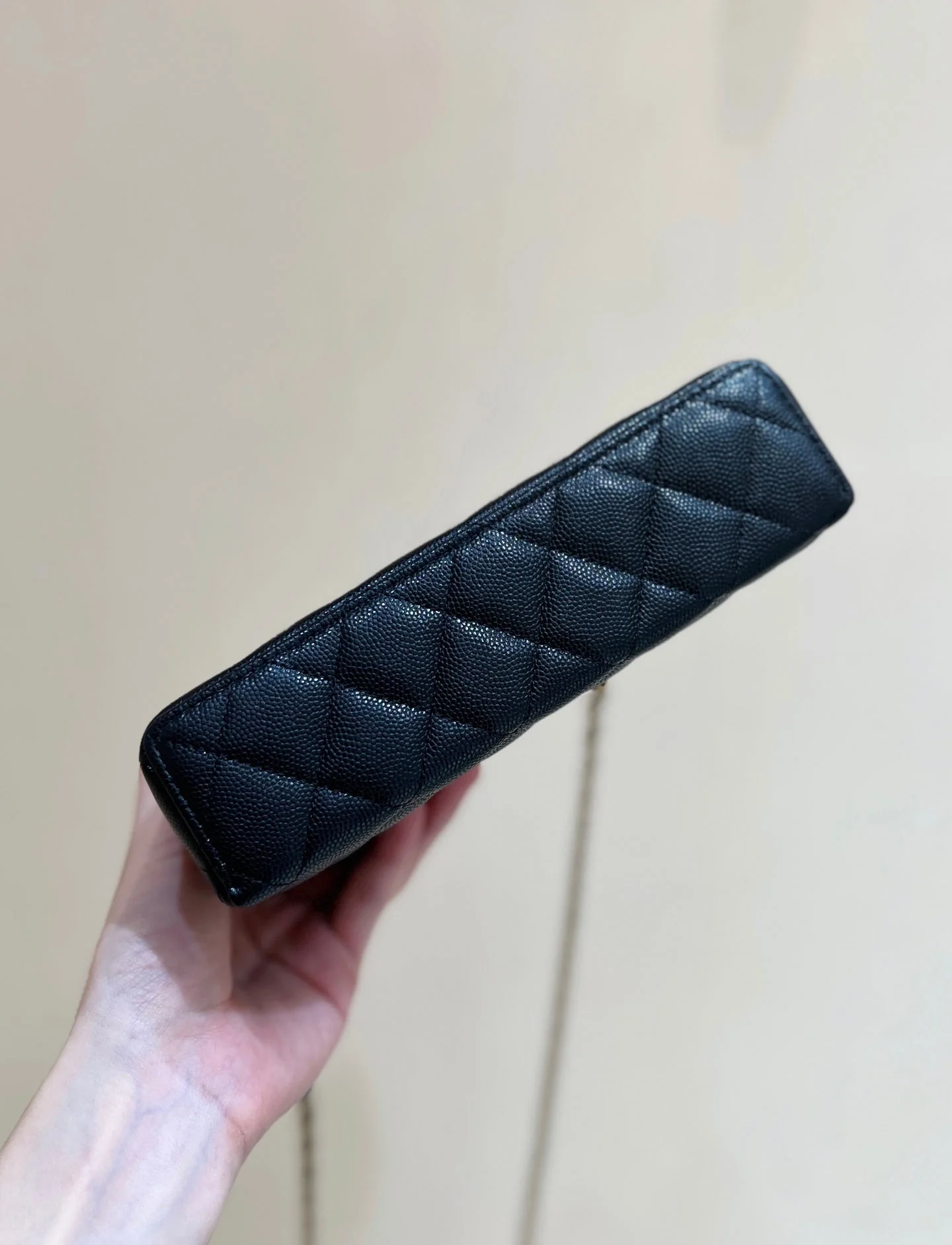 CHANEL 25S VANITY CASE 19 IN BLACK CALFSKIN GOLD HARDWARE