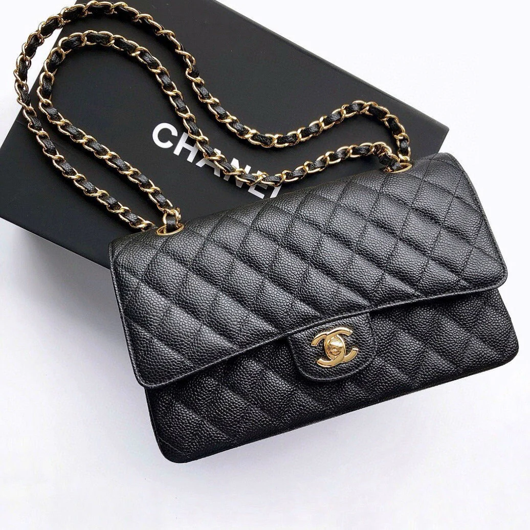 FLAP BAG 25 IN BLACK CAVIAR LEATHER GOLD HARDWARE