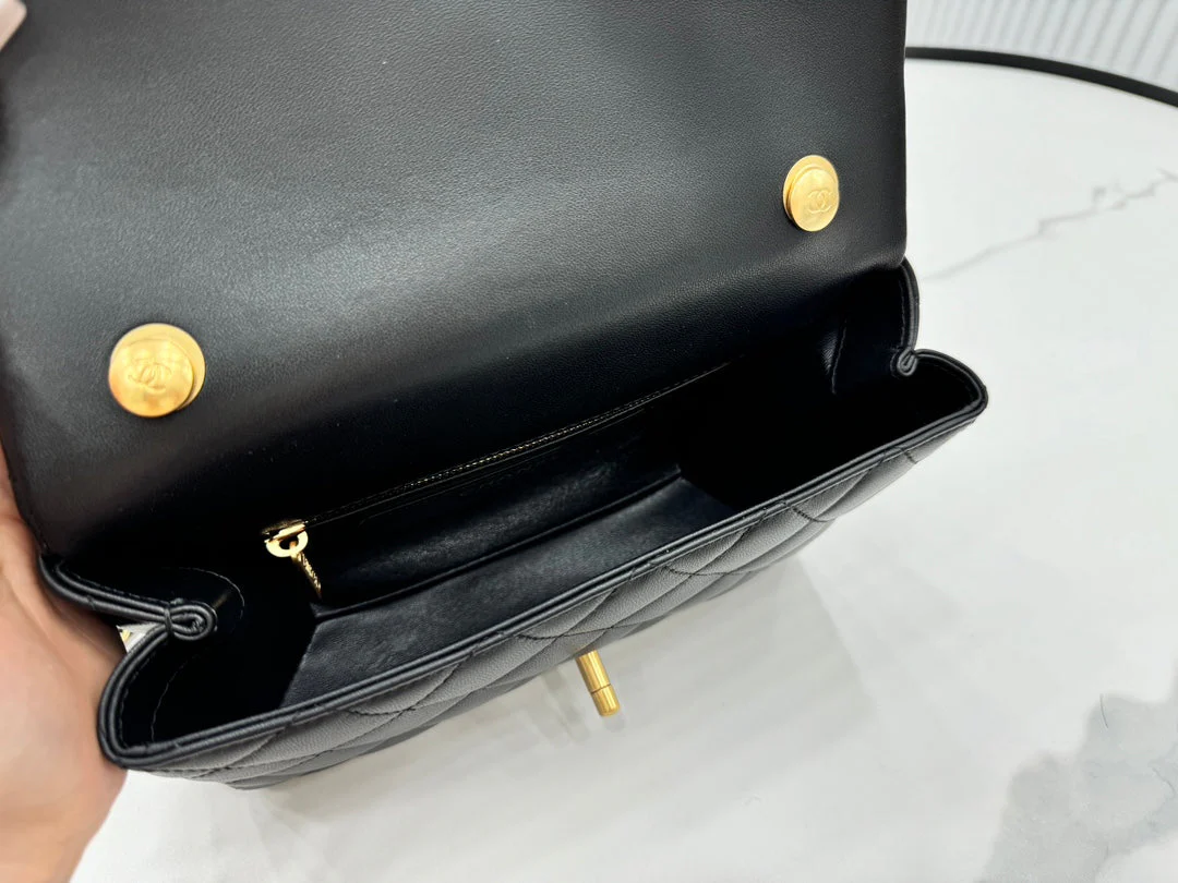 CHANEL 25S FLAP BAG 23 CM IN BLACK LAMBSKIN WITH PEARL TOP HANDLE