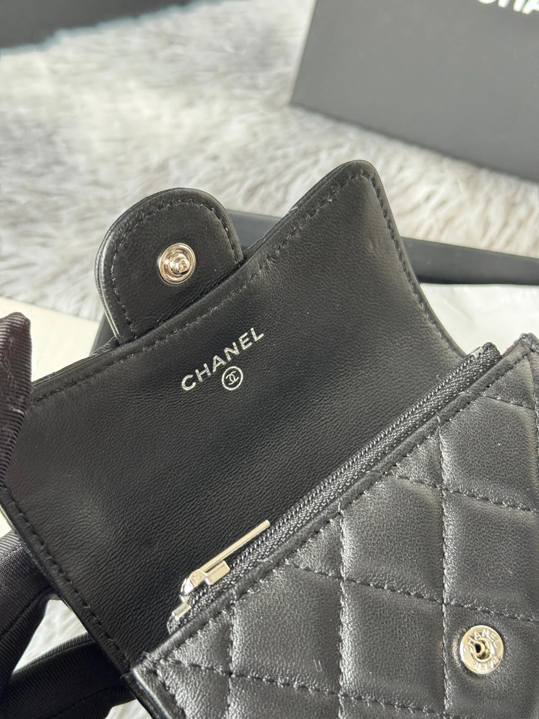CHANEL 25S CLASSIC CARD HOLDER 11 IN BLACK LAMBSKIN SILVER HARDWARE