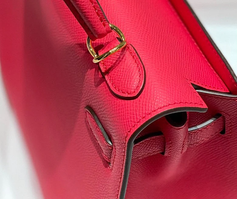 KELLY 25CM IN ROSE TYRIEN SWIFT CALFSKIN GOLD HARDWARE