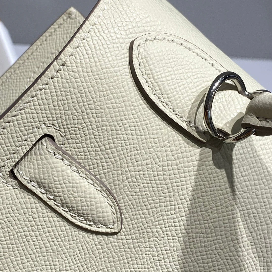 KELLY 28CM IN NATA EPSOM CALFSKIN SILVER HARDWARE