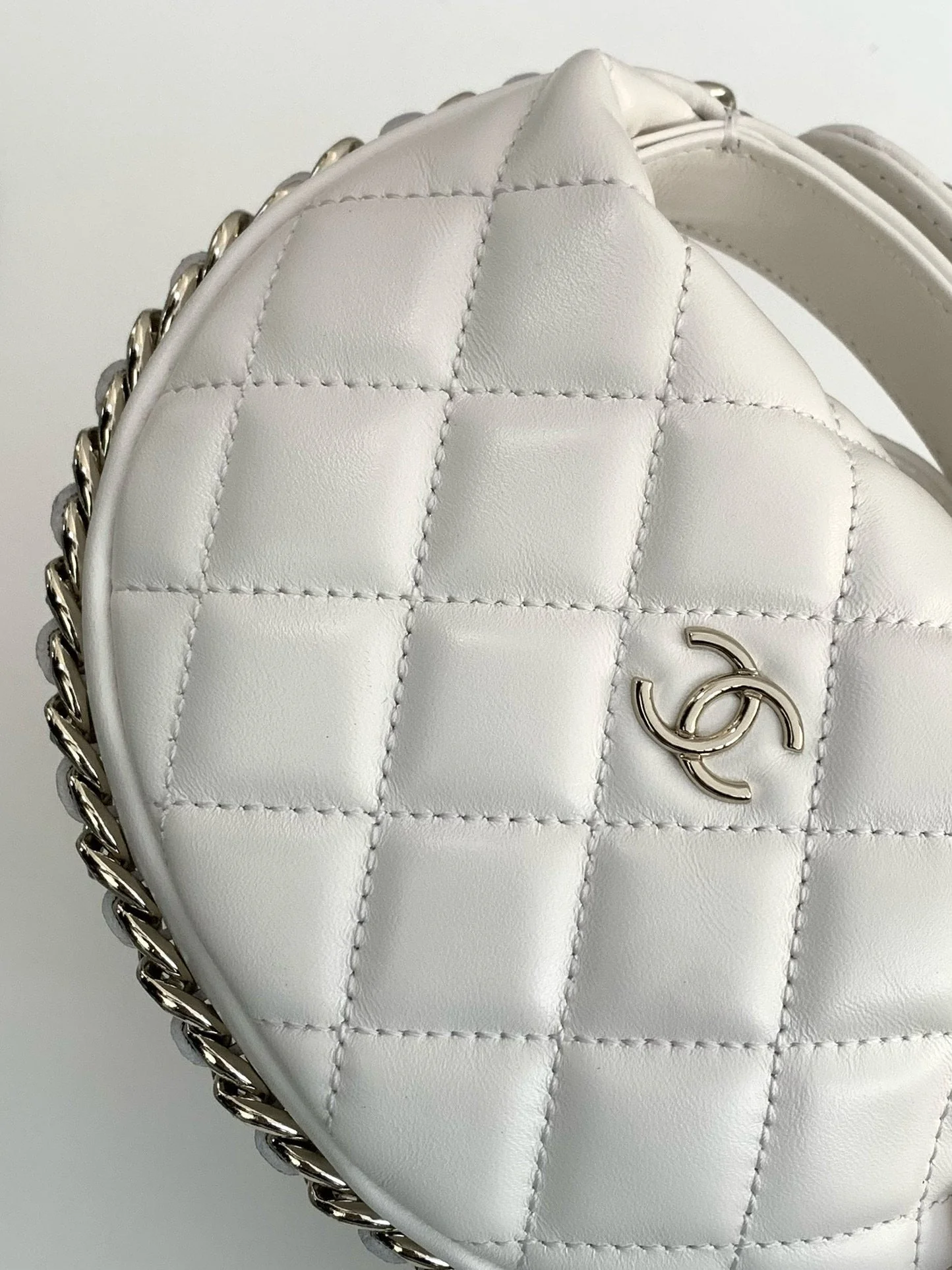 MINI HOBO BAG 16 IN WHITE LAMBSKIN