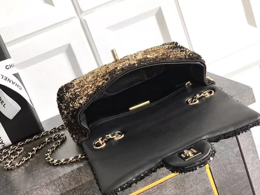 CC 20 SEQUINS FLAP BAG IN BLACK MIX BROWN