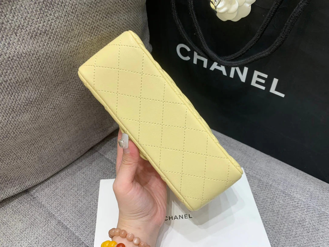 MINI RECTANGLE FLAP BAG 20CM YELLOW LAMBSKIN SILVER HARDWARE