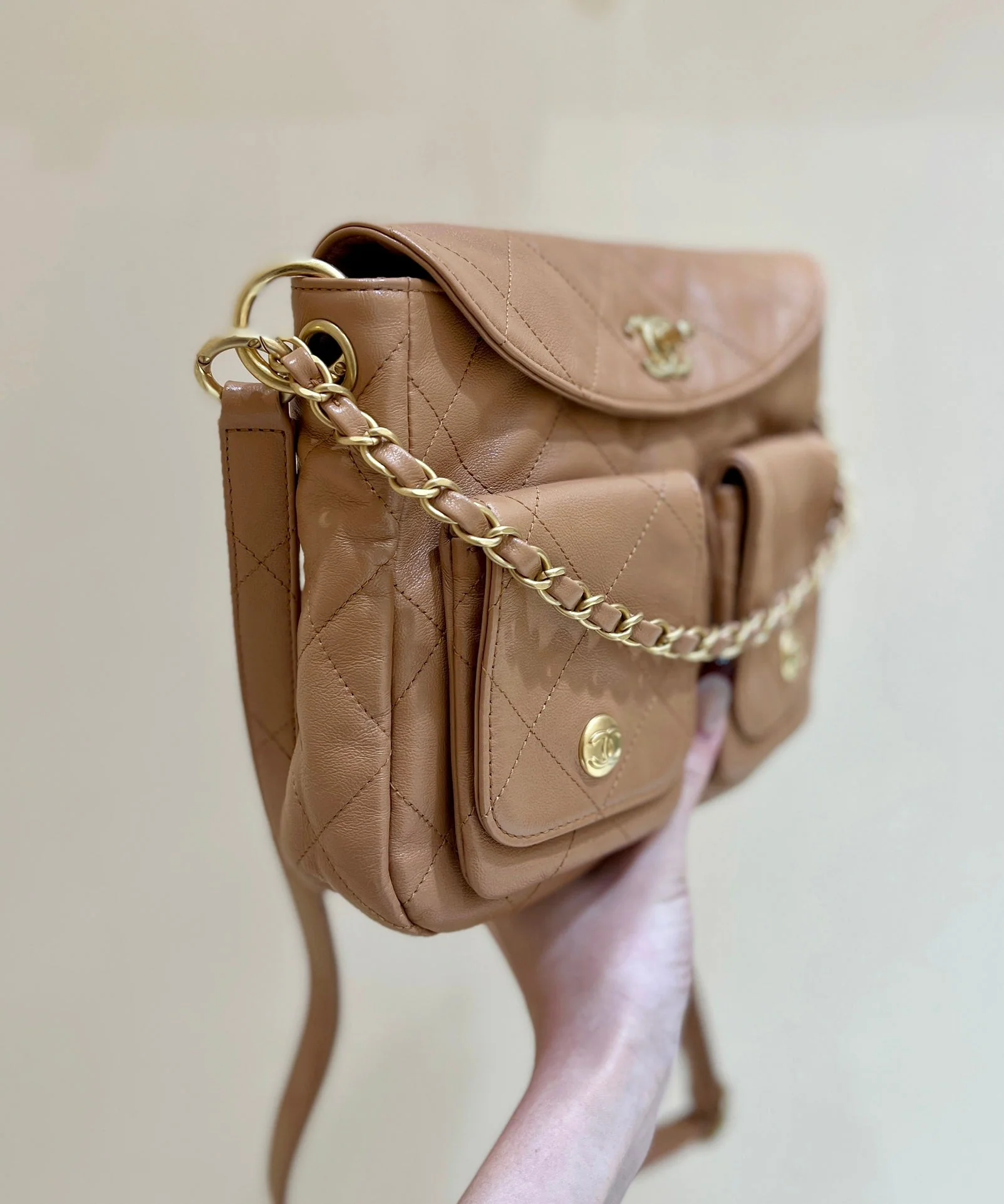 CHANEL 25S HOBO RETRO BAG 24 IN WARM TAUPE CALFSKIN