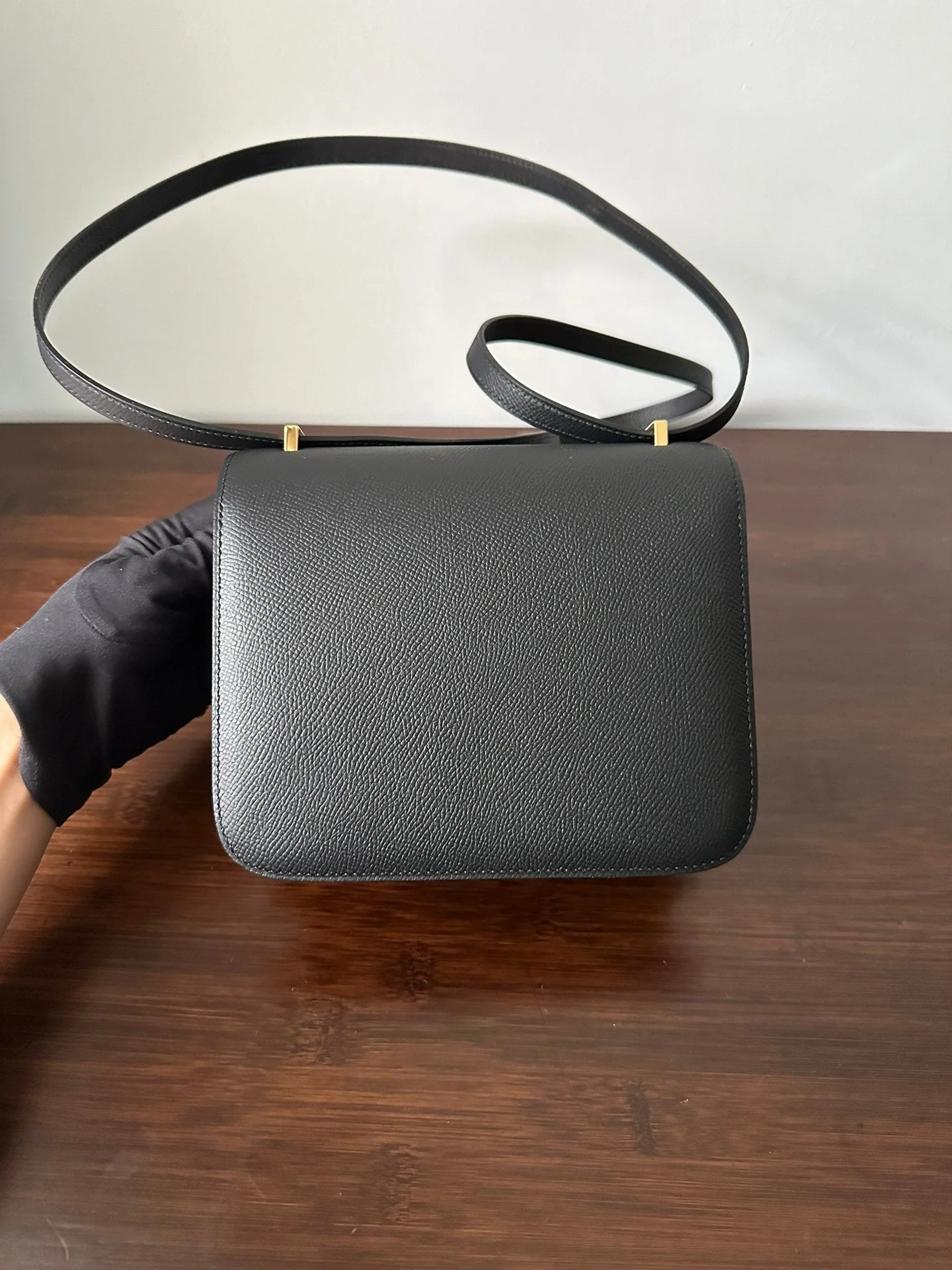 CONSTANCE 18 BLACK EPSOM GOLD HARDWARE