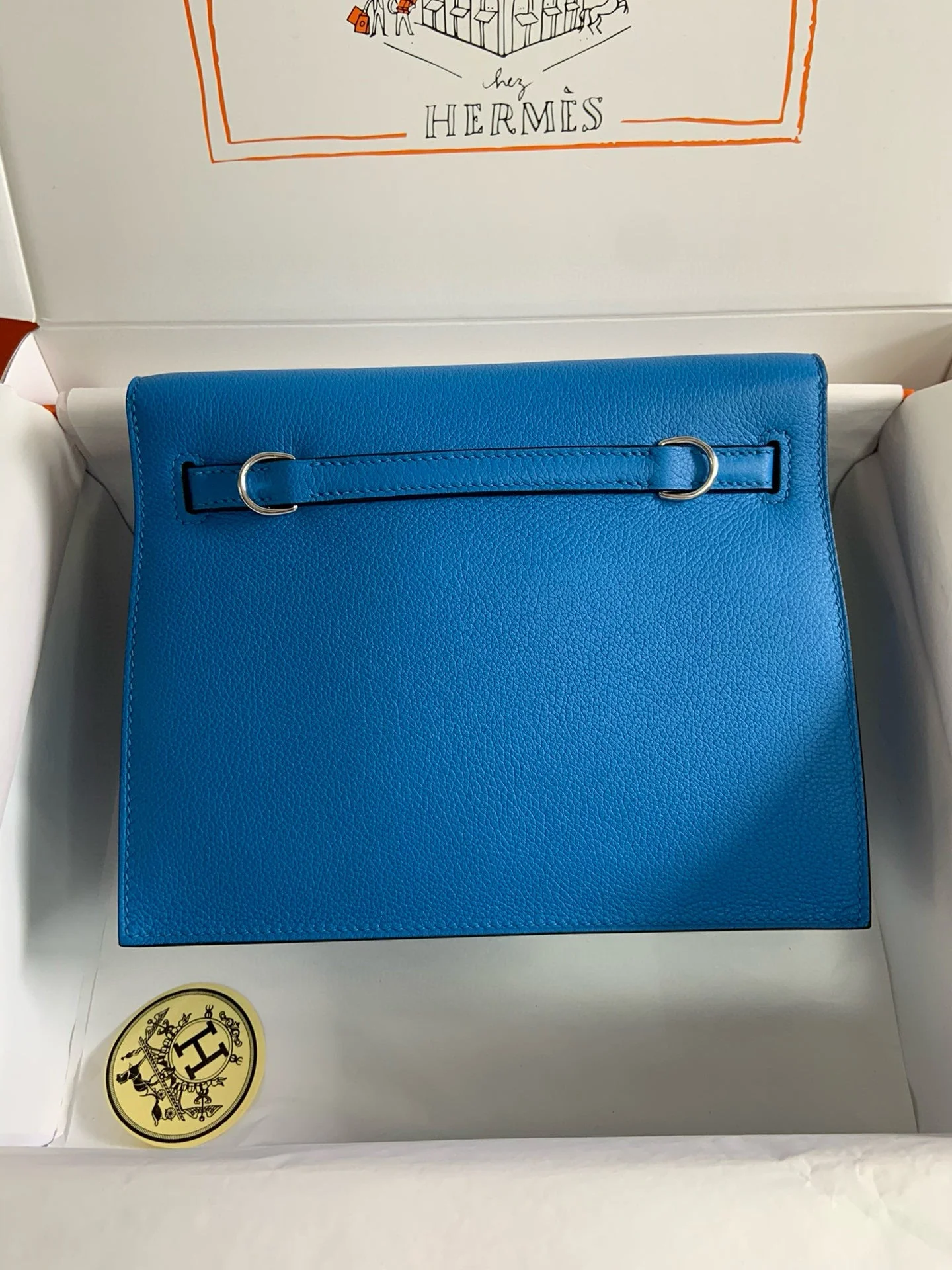 KELLY DANSE 22 EVERCOLOR BLUE IN CALFSKIN GOLD HARDWARE