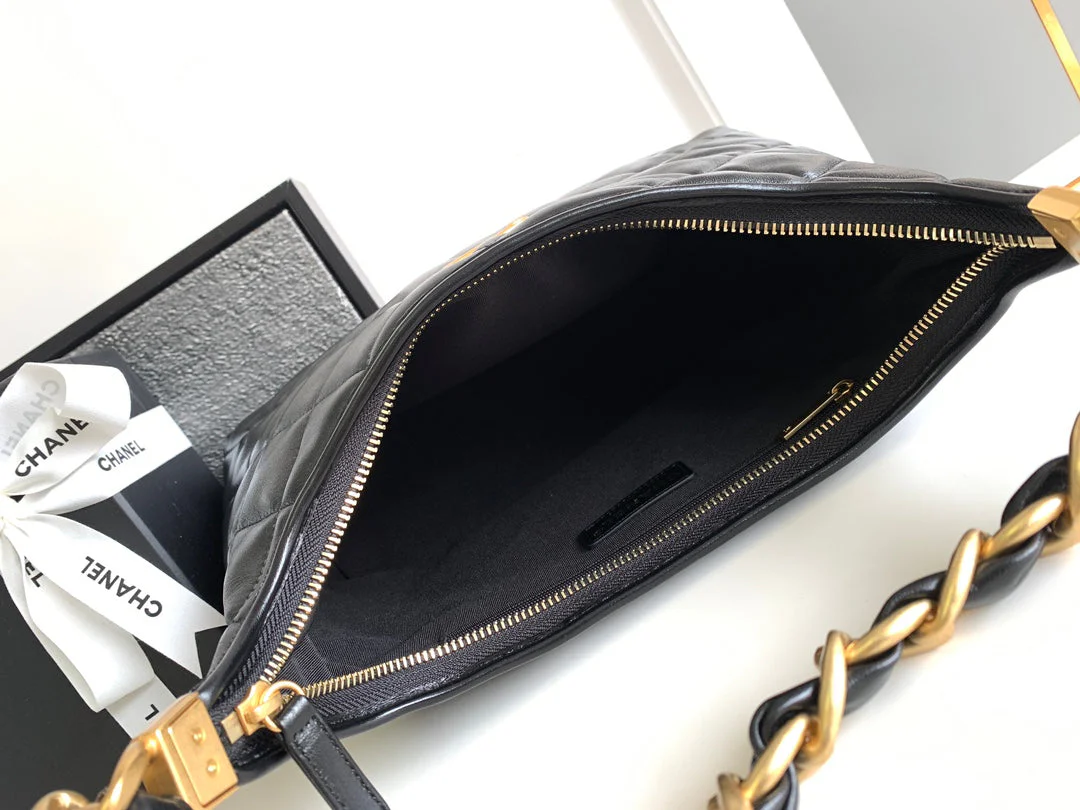 CHANEL 25S HOBO BAG 32 CM IN BLACK LAMBSKIN WITH GOLD HARDWARE