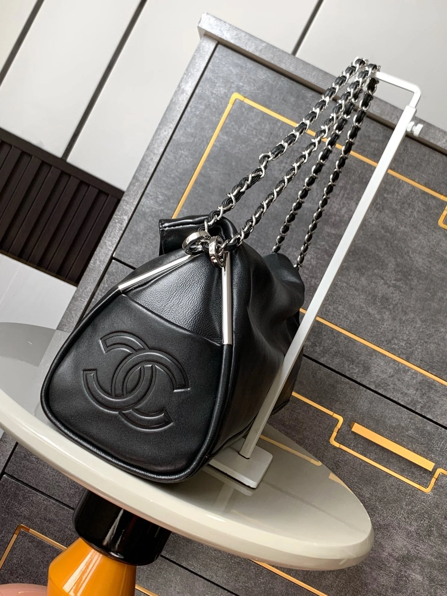 CHANEL 25S HOBO BAG 40 CM IN BLACK SMOOTH CALFSKIN