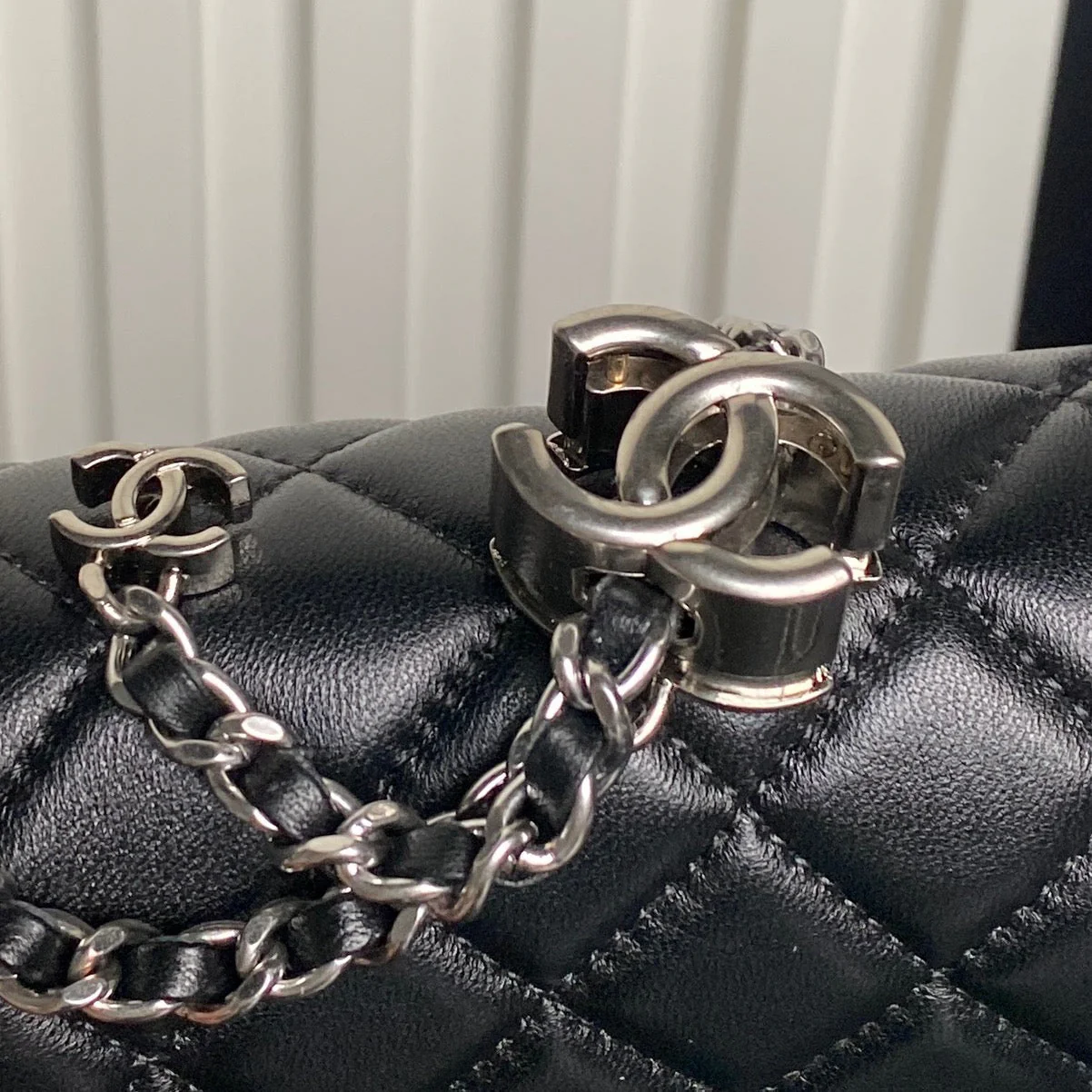 CHANEL 25S FLAP BAG 23 IN BLACK CALFSKIN SILVER HARDWARE
