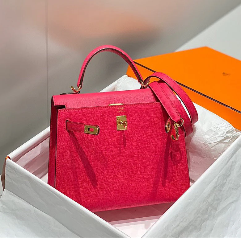 KELLY 25CM IN ROSE TYRIEN SWIFT CALFSKIN GOLD HARDWARE