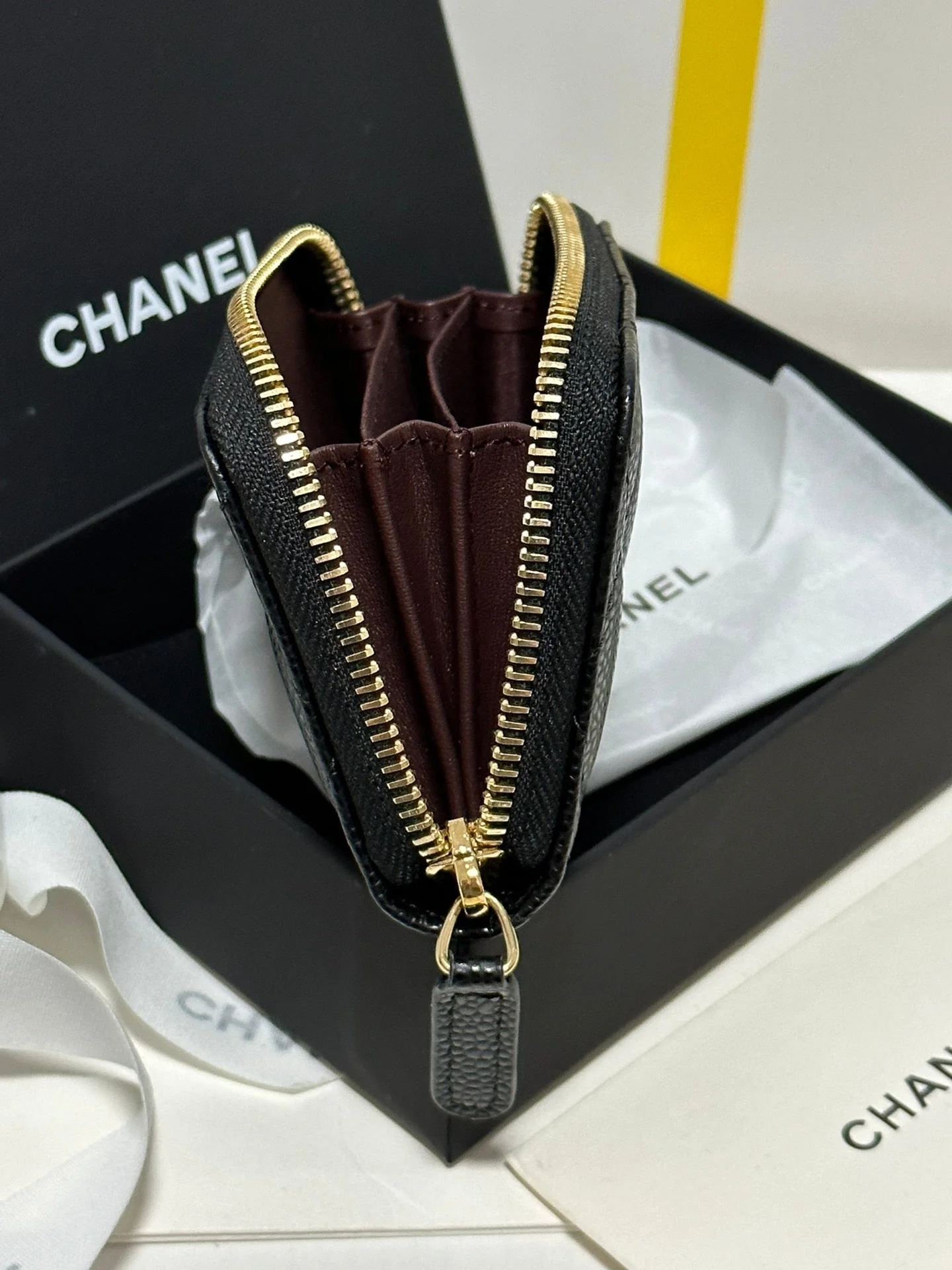 MINI WALLET 11 IN BLACK CAVIAR SKIN GOLD METALLIC