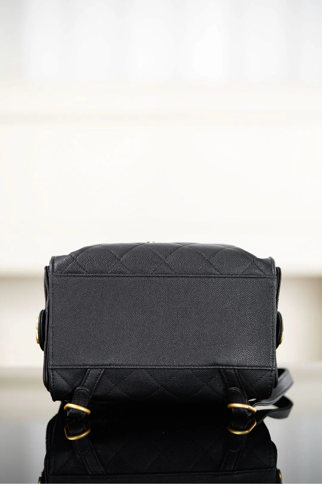 CHANEL 25S GRABRIELLE 23 CM IN BLACK LAMBSKIN WITH GOLD HARDWARE