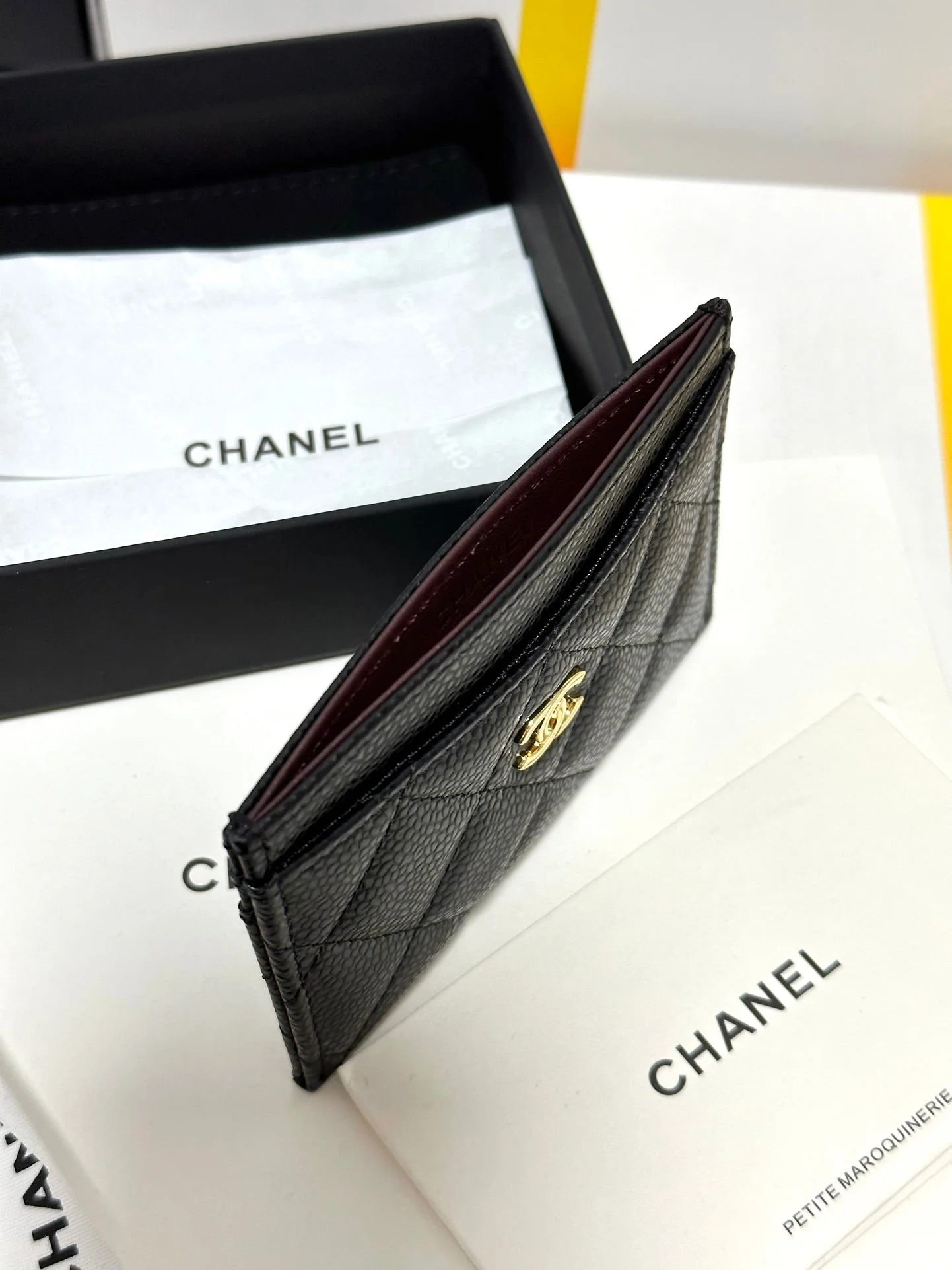 QUILTED CLASSIC CARD HOLDER 11 IN BLACK CAVIAR SKIN