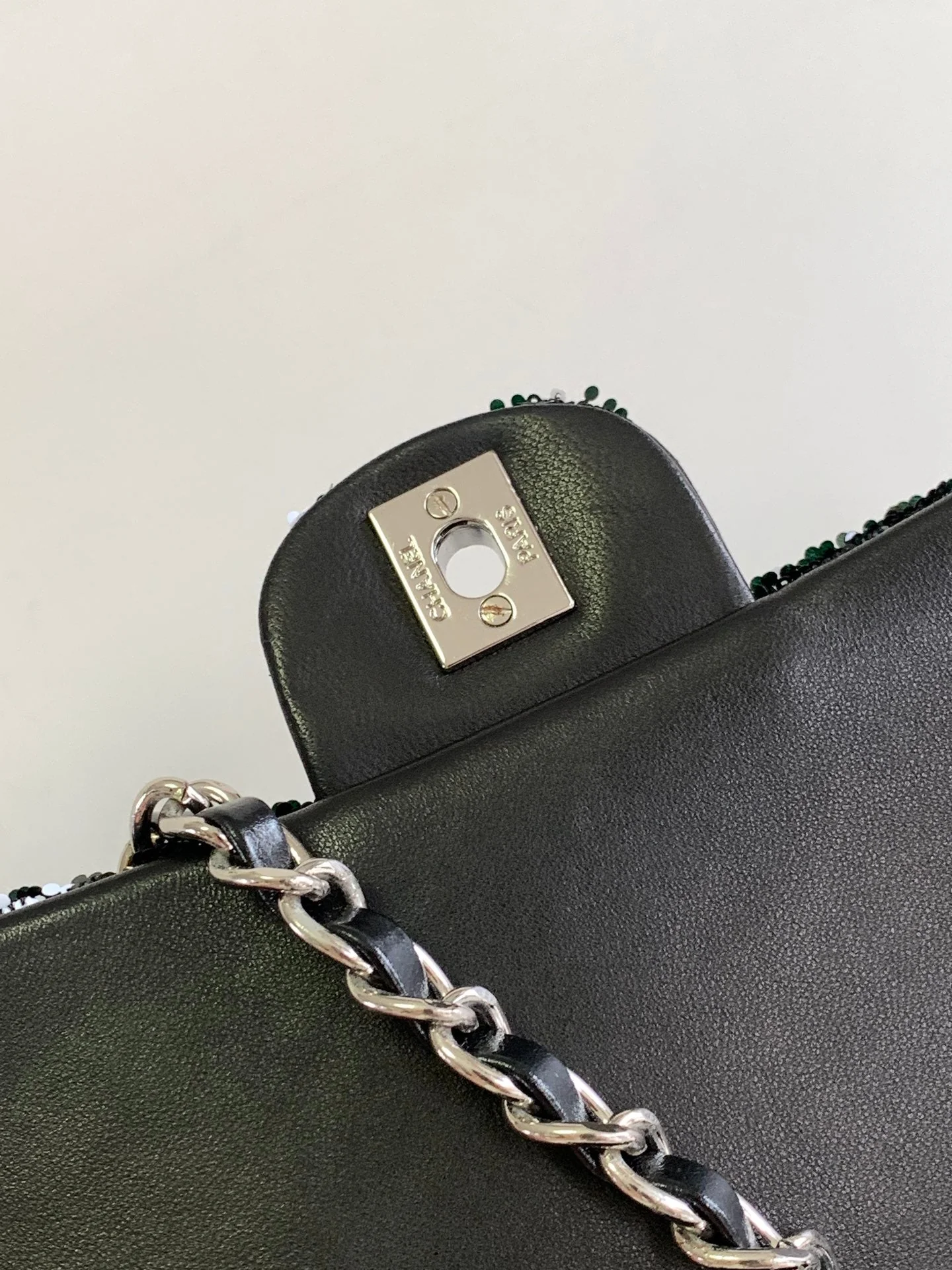 CHANEL 25S FLAP BAG 25 CM IN WHITE MIX BLACK SEQUINS