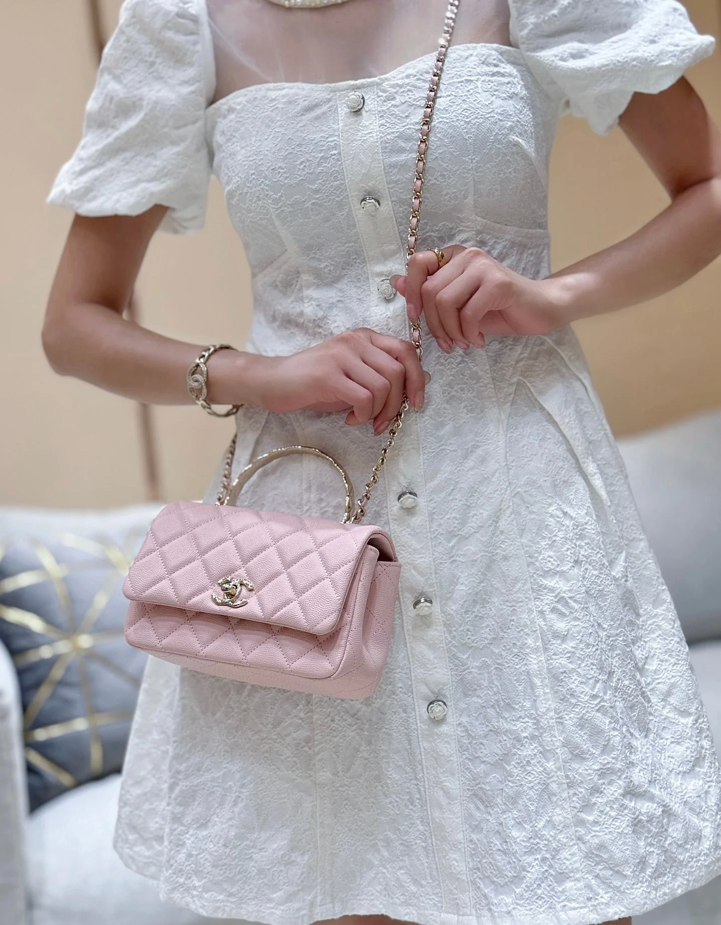 CHANEL 25S COCO CRUSH HANDLE 18 IN PINK CALFSKIN GOLD HARDWARE