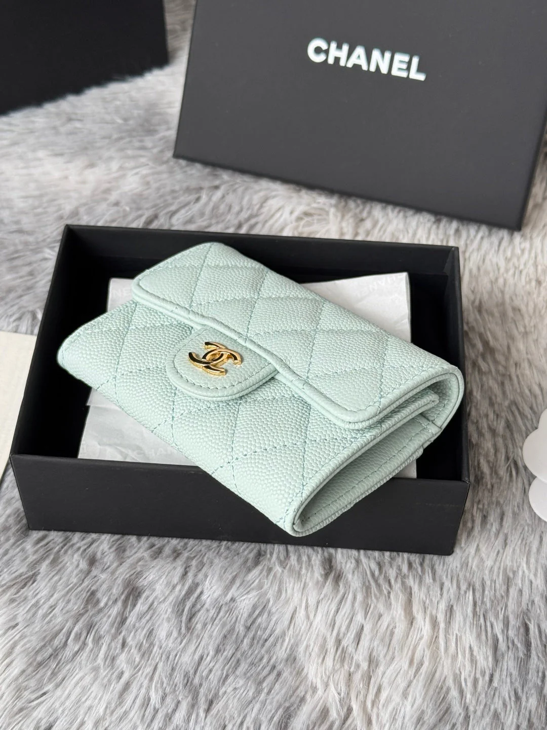 CHANEL 25S CLASSIC FLAP CARD HOLDER 11 IN SOFT MINT CAVIAR GOLD HARDWARE