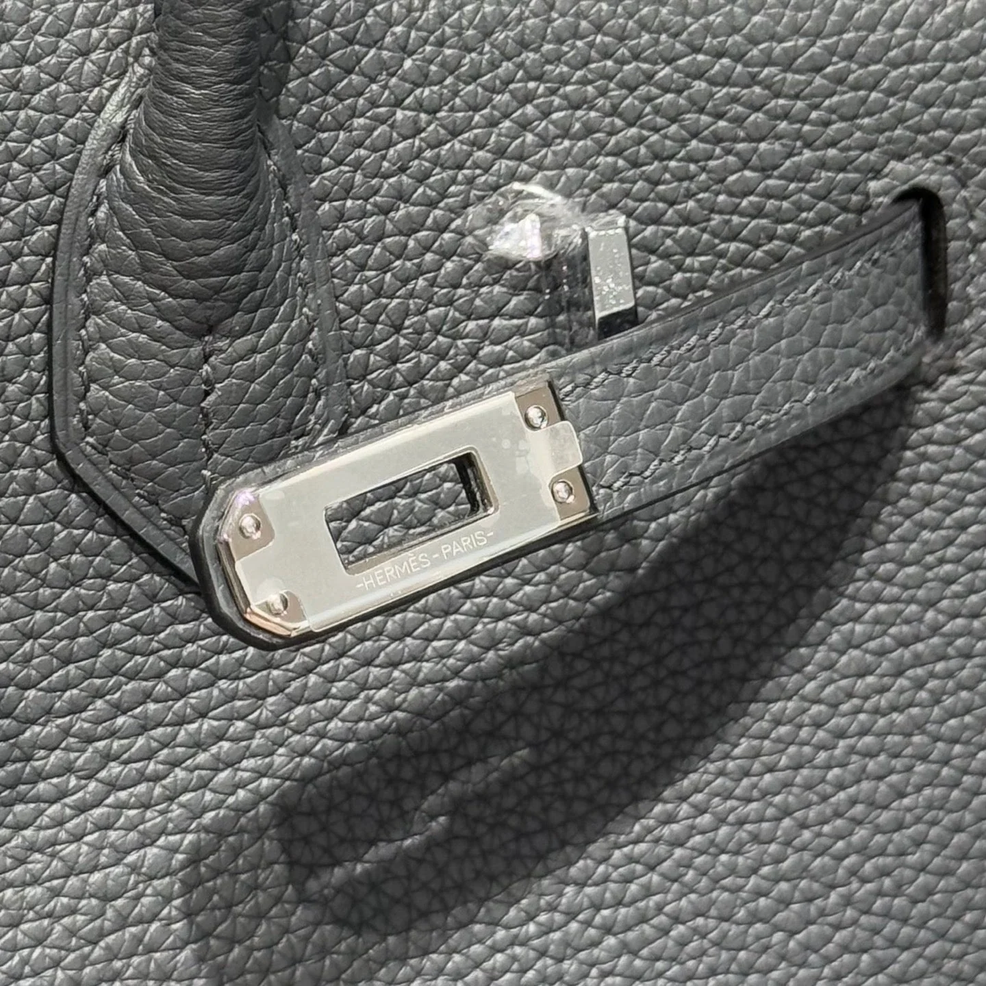 HERMES 25S MEDIUM BIRKIN 25 IN CHARCOAL GRAY CALFSKIN SILVER HARDWARE