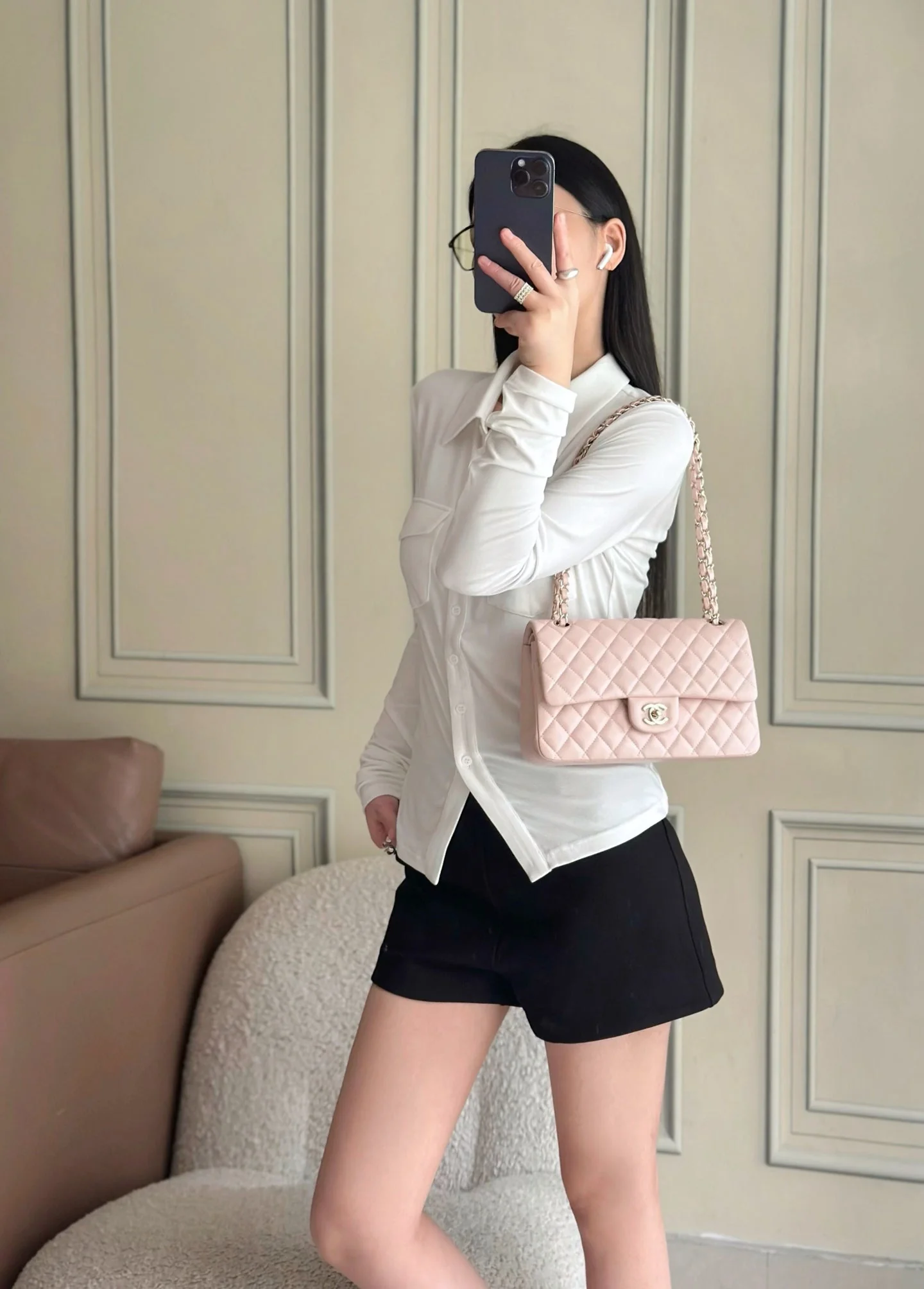 CHANEL 25S CLASSIC FLAP BAG 25 CM IN LIGHT PINK LAMBSKIN WITH GOLD HARDWARE
