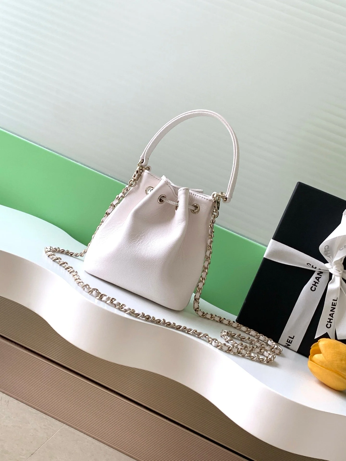 CHANEL 25S MINI BUCKET BAG 12 IN WHITE CALFSKIN GOLD HARDWARE