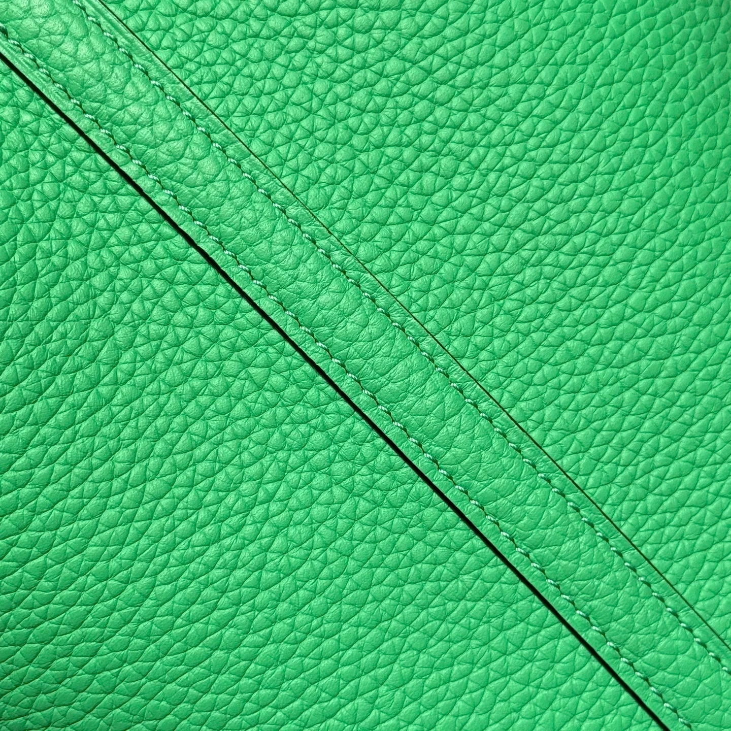 HERMES 25S PICOTIN LOCK 18 IN SPRING GREEN CALFSKIN SILVER HARDWARE