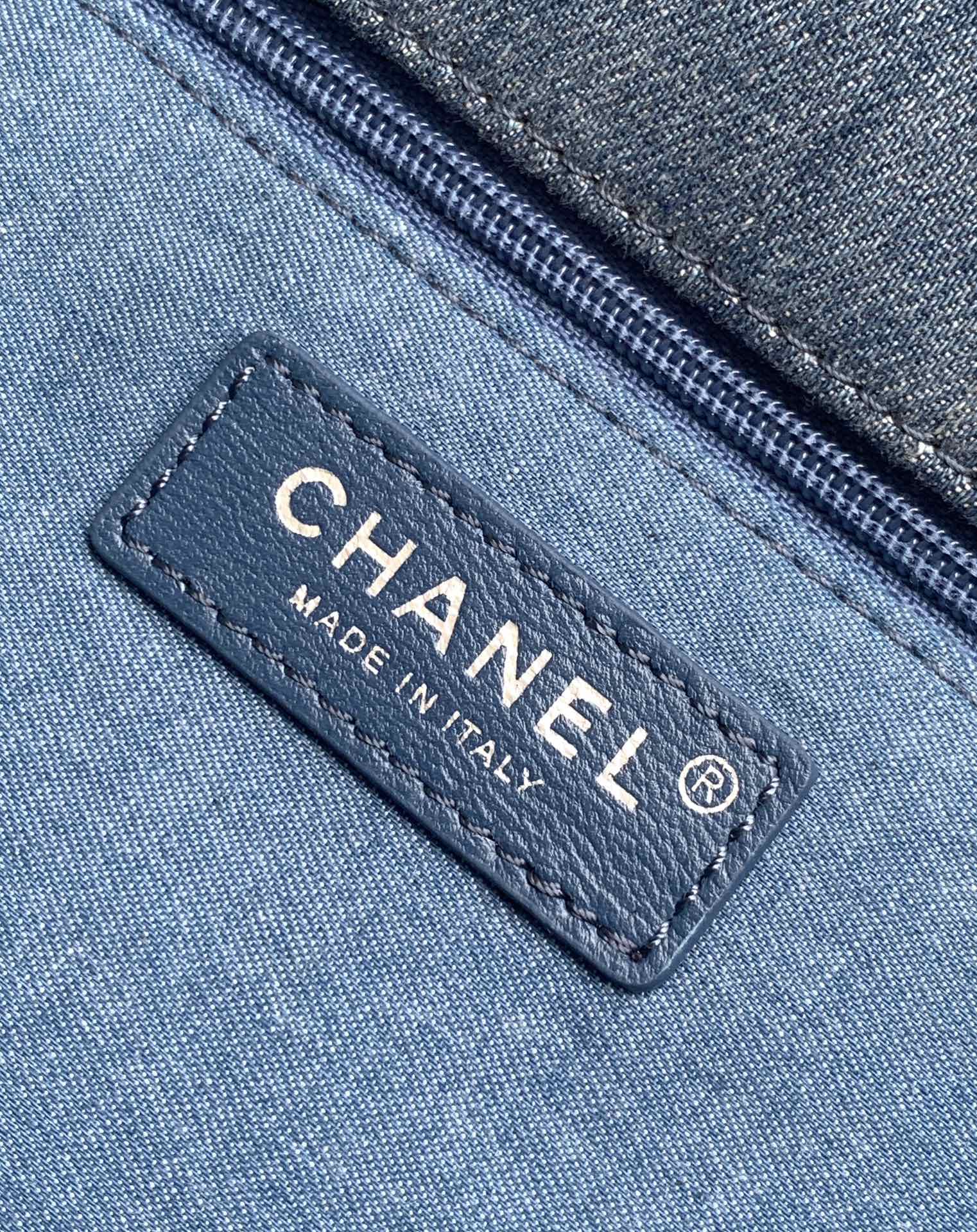 CC MINI 25 CLASSIC BAG IN BLUE COBALT DENIM
