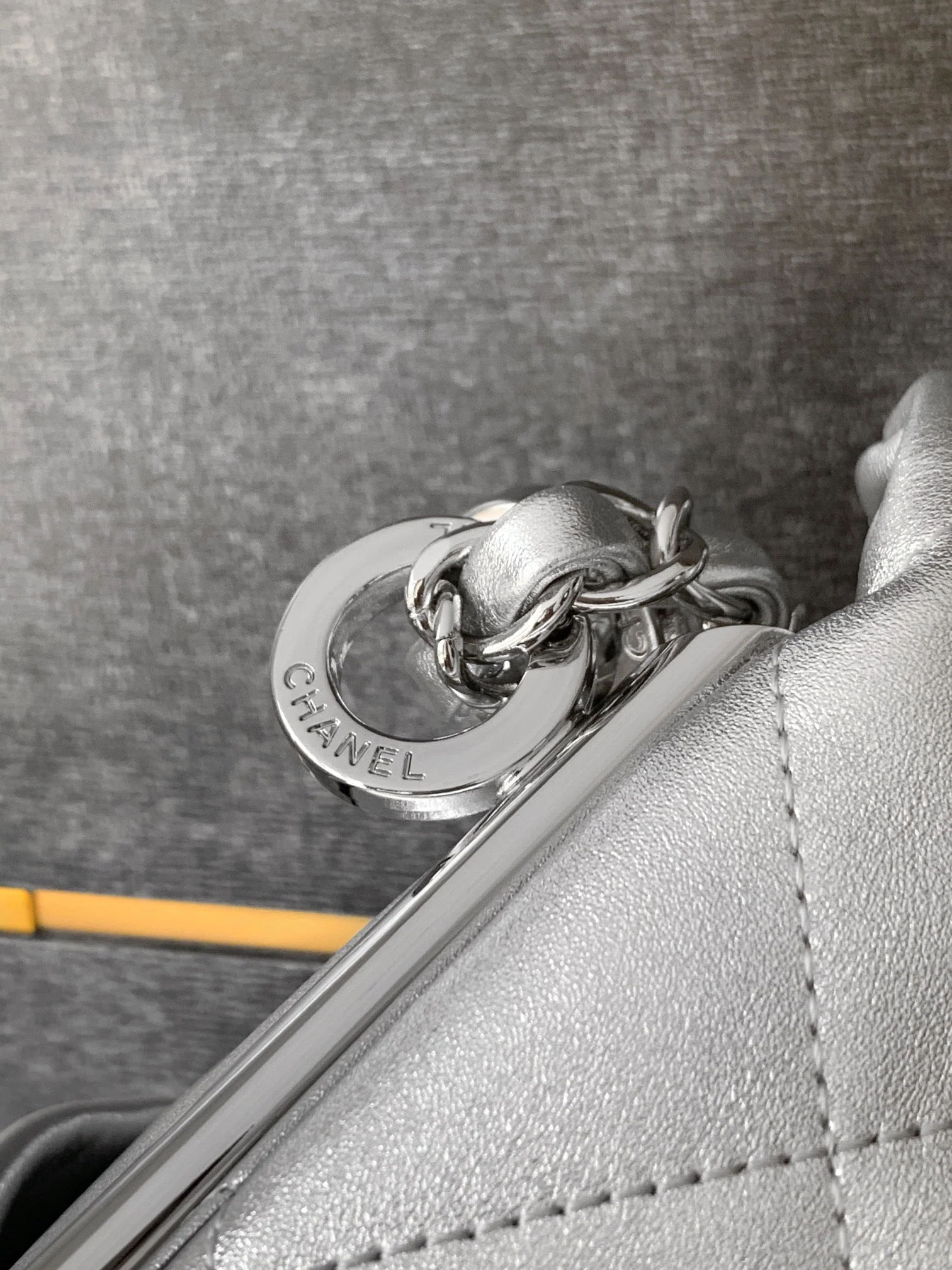 CHANEL 25S HOBO BAG 40 CM IN SILVER LAMBSKIN