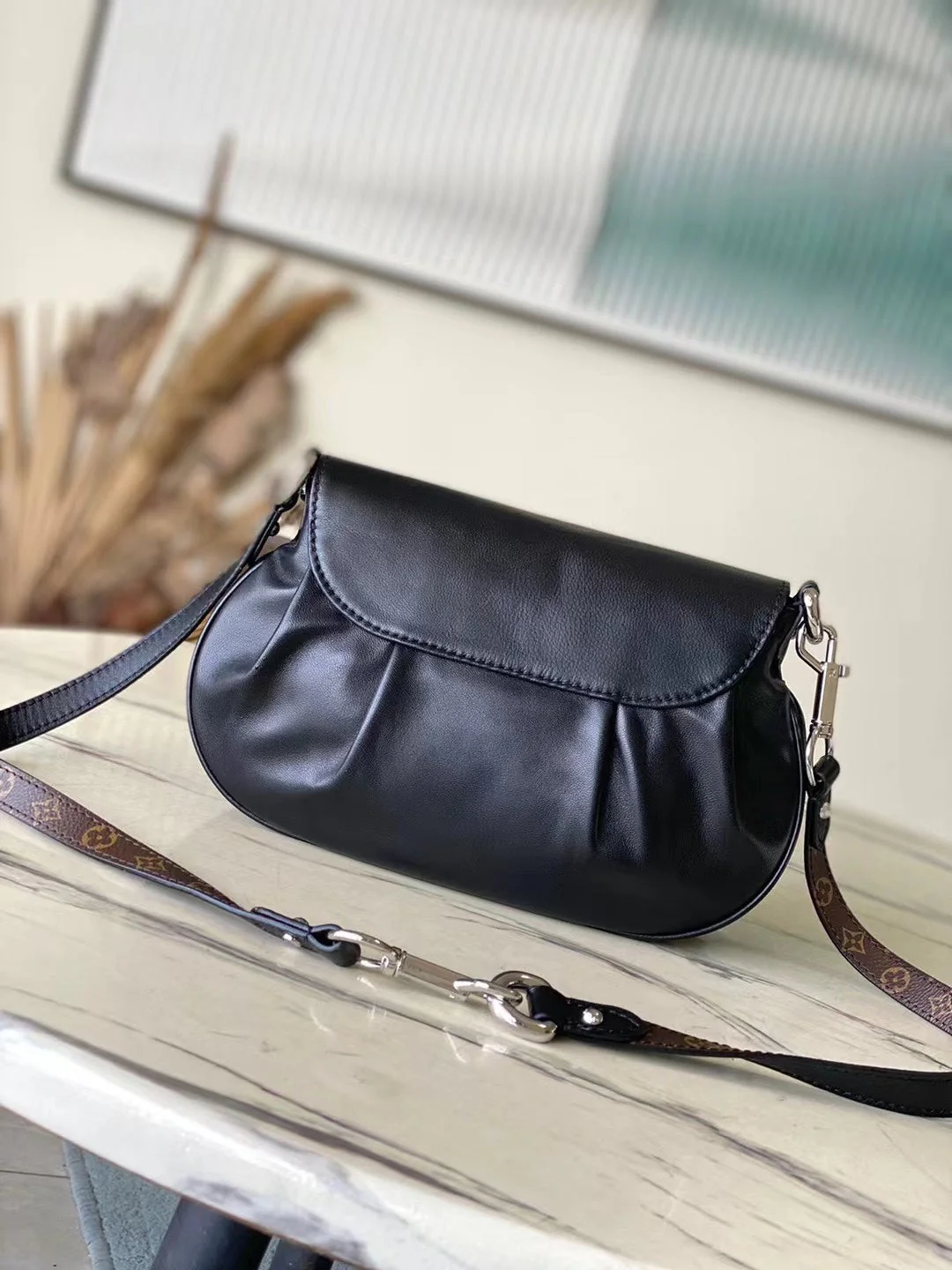 SUNSET VIBE 27 IN BLACK LAMBSKIN AND MONOGRAM CANVAS SILVER BUCKLE