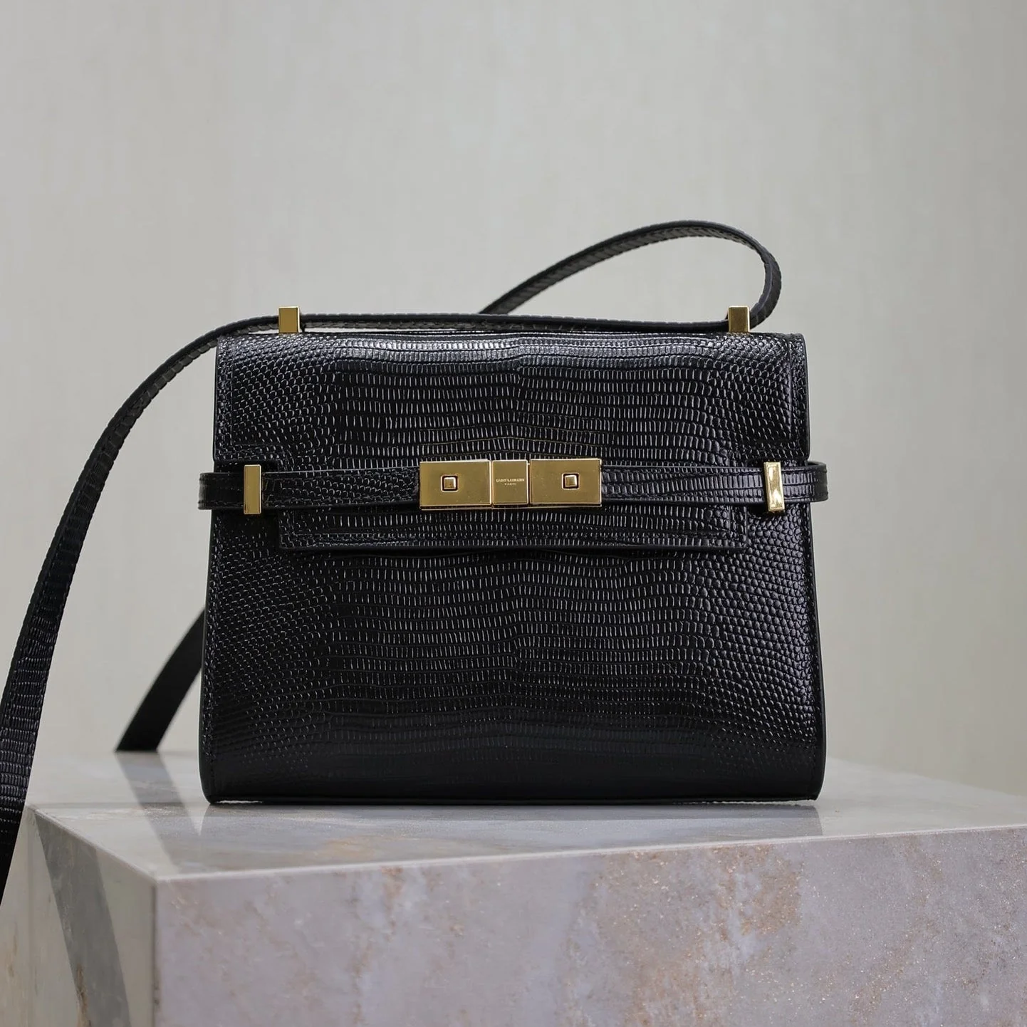 YSL 25S MINI MANHATTAN 19 IN BLACK SHINY CROCODILE CALFSKIN GOLD HARDWRE