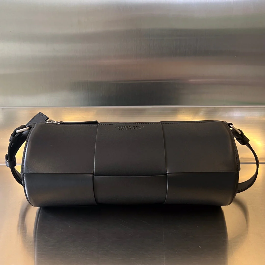 CYLINDER CASSETTE 30 IN BLACK CALFSKIN