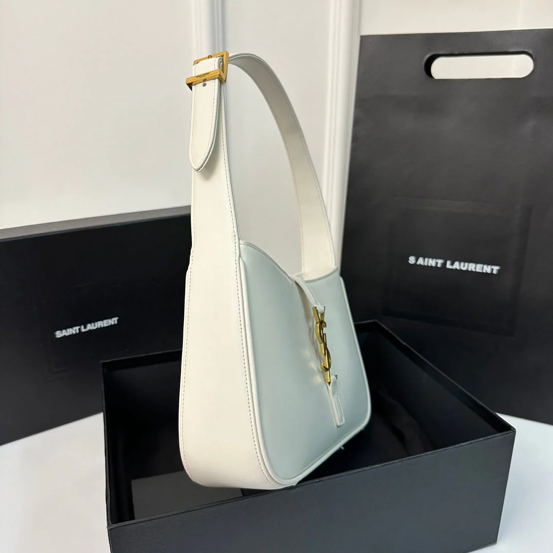LE 5 À 7 BAG 24 WHITE CALFSKIN