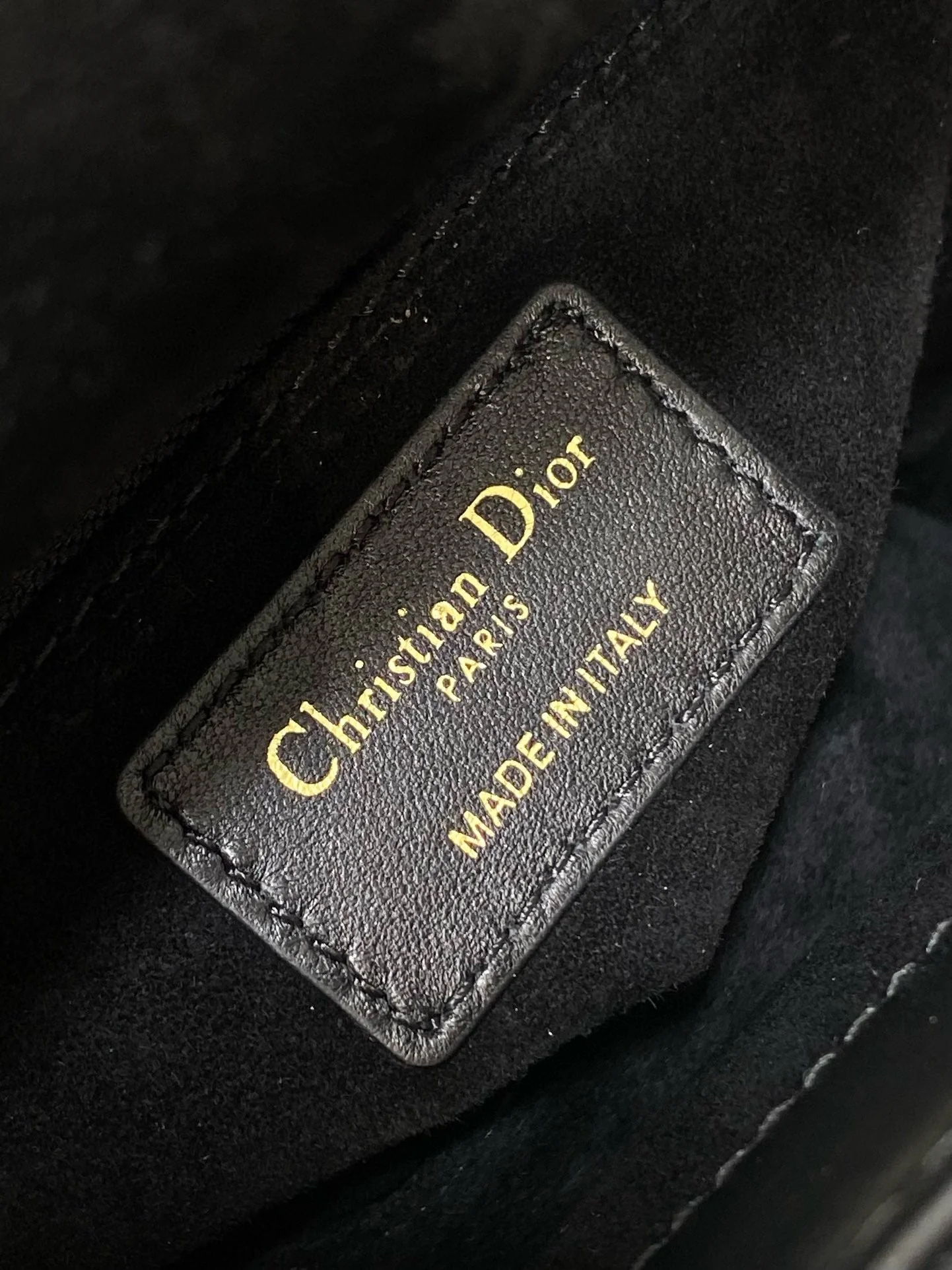 SMALL 20 LADY BAG IN BLACK MACROCANNAGE LAMBSKIN WITH GOLD HARDWARE